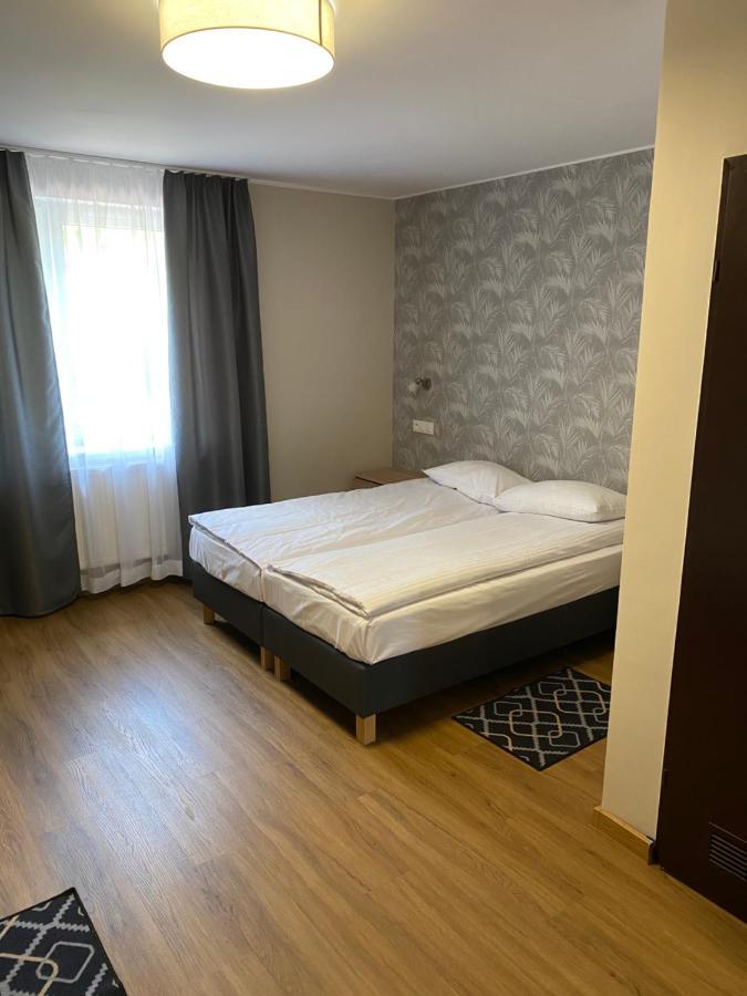 Gracja Panzió Varsó Kültér fotó