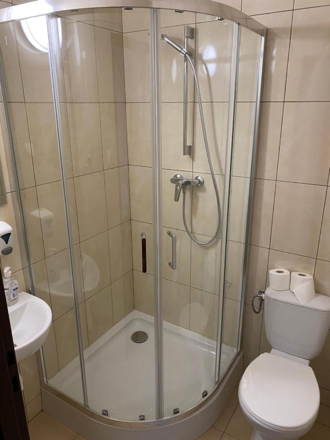 Gracja Panzió Varsó Kültér fotó
